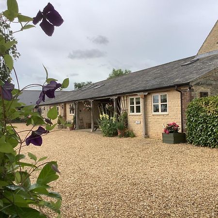 Hollyhock Cottage, Clematis Cottages, Stamford Exterior photo
